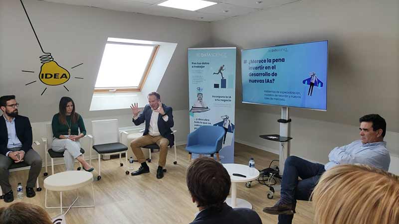 evento-panel-sistemas-bedatascience